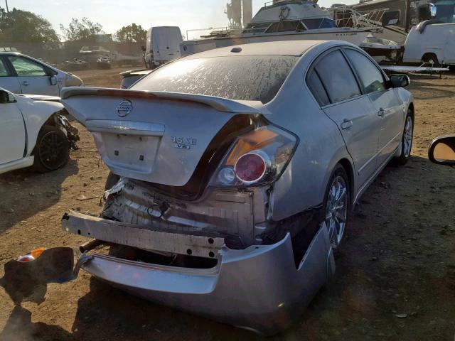 1N4BL21E78N425919 - 2008 NISSAN ALTIMA 3.5 SILVER photo 4