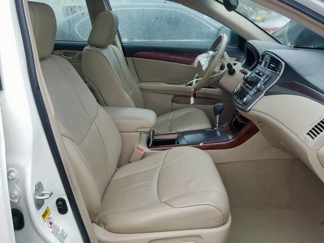 4T1BK3DB4BU406385 - 2011 TOYOTA AVALON BAS Blanc photo 5