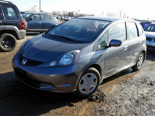 JHMGE8H31DC000766 - 2013 HONDA FIT GRAY photo 2