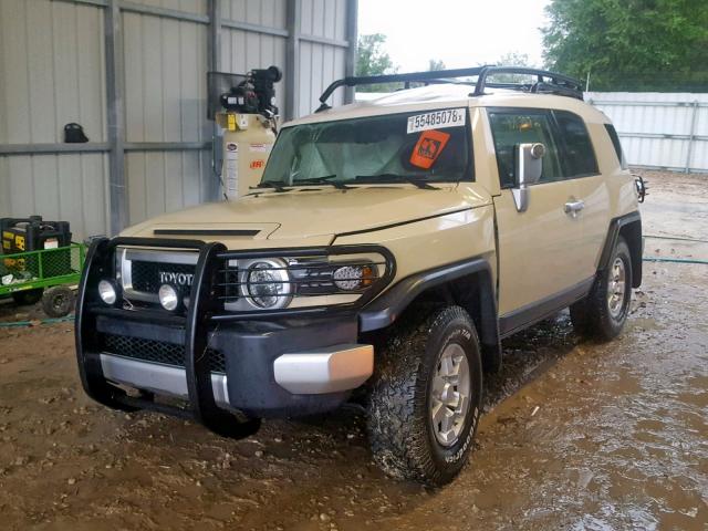 JTEBU11F38K016646 - 2008 TOYOTA FJ CRUISER TAN photo 2