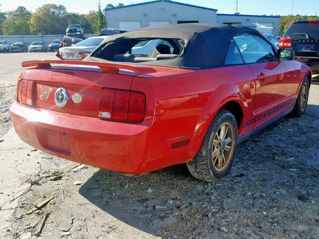 1ZVHT84N365101539 - 2006 FORD MUSTANG RED photo 4