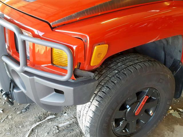 5GTDN13E278243667 - 2007 HUMMER H3 RED photo 9