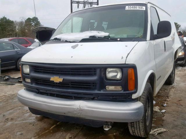 1GTGG25R0Y1230284 - 2000 GMC SAVANA G25 WHITE photo 2