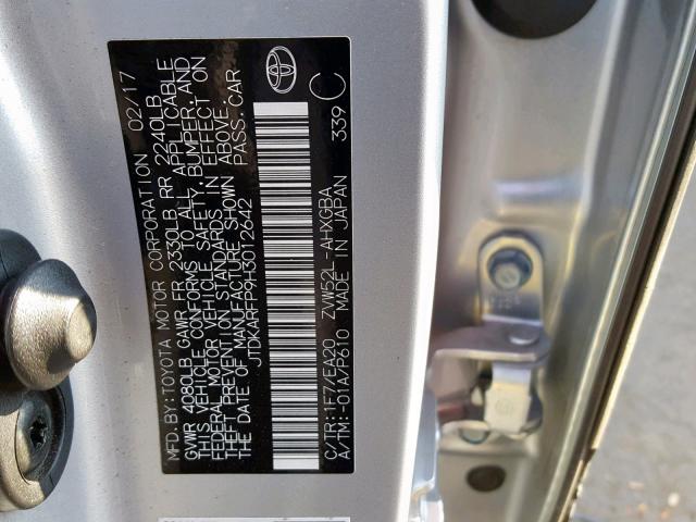 JTDKARFP9H3012642 - 2017 TOYOTA PRIUS PRIM 银色 照片 10