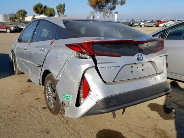 JTDKARFP9H3012642 - 2017 TOYOTA PRIUS PRIM 银色 照片 3
