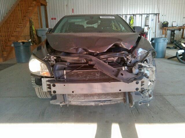 1G1ZC5E19BF165955 - 2011 CHEVROLET MALIBU 1LT BURGUNDY photo 9