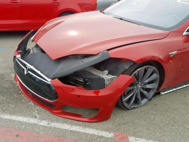 5YJSA1E11FF115441 - 2015 TESLA MODEL S RED photo 9