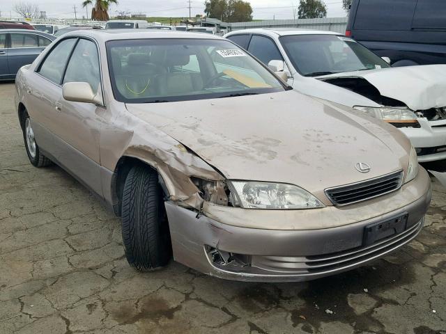 JT8BF28G8X5057630 - 1999 LEXUS ES 300 GOLD photo 1