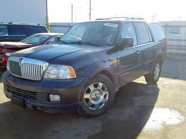 5LMFU28535LJ24370 - 2005 LINCOLN NAVIGATOR 黑色 照片 2