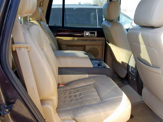 5LMFU28535LJ24370 - 2005 LINCOLN NAVIGATOR 黑色 照片 6