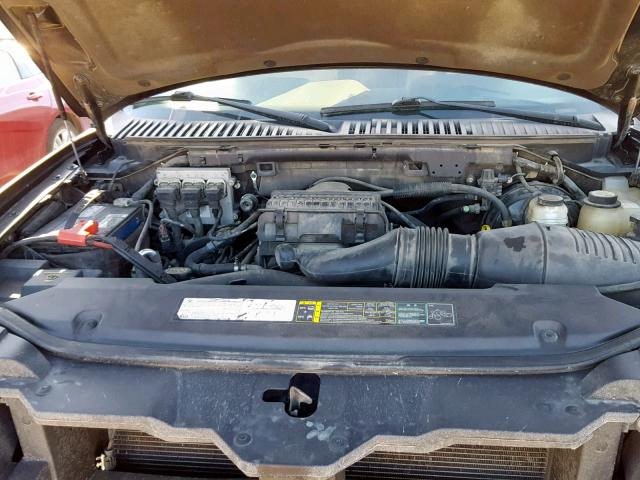 5LMFU28535LJ24370 - 2005 LINCOLN NAVIGATOR 黑色 照片 7