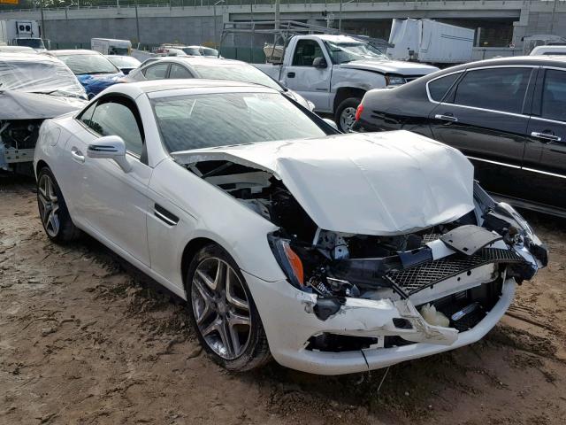 WDDPK4HA7EF076712 - 2014 MERCEDES-BENZ SLK 250 WHITE photo 1