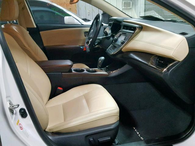 4T1BK1EB9GU194769 - 2016 TOYOTA AVALON XLE WHITE photo 5