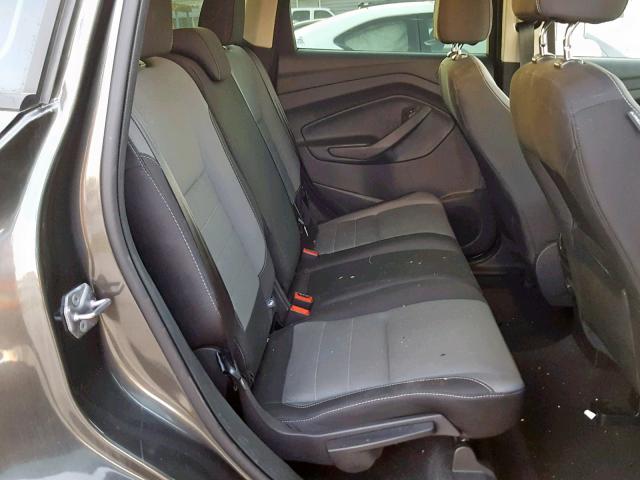 1FMCU0F78HUC35056 - 2017 FORD ESCAPE S GRAY photo 6