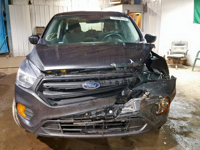 1FMCU0F79HUB78253 - 2017 FORD ESCAPE S GRAY photo 9