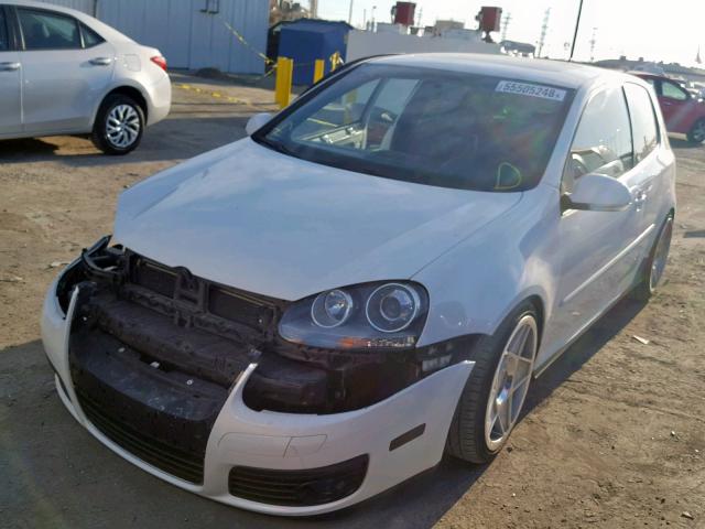 WVWEV71K17W047707 - 2007 VOLKSWAGEN NEW GTI WHITE photo 2