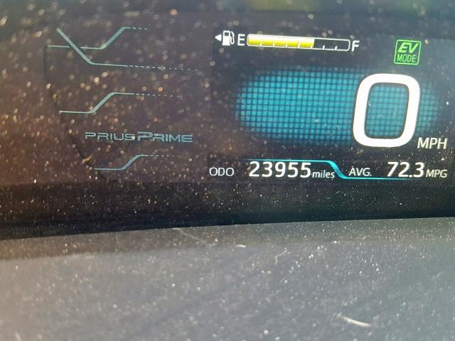 JTDKARFP2H3036717 - 2017 TOYOTA PRIUS PRIM 灰色 照片 8