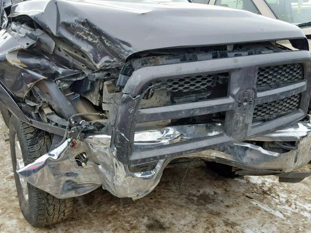 3C6UR5DL5GG307220 - 2016 RAM 2500 SLT შავი ფოტო 9