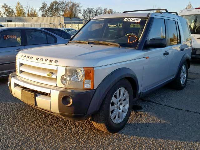 SALAA25475A302629 - 2005 LAND ROVER LR3 GRAY photo 2