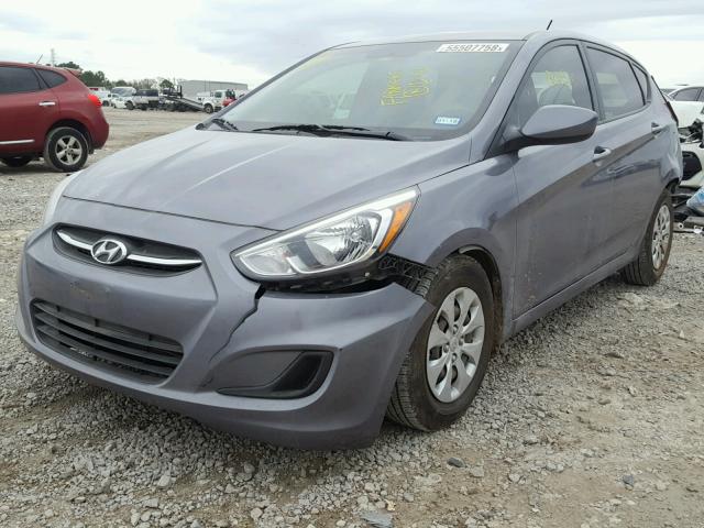 KMHCT5AE4GU265756 - 2016 HYUNDAI ACCENT SE GRAY photo 2