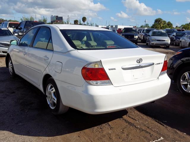 4T1BE32K45U535869 - 2005 TOYOTA CAMRY LE WHITE photo 3