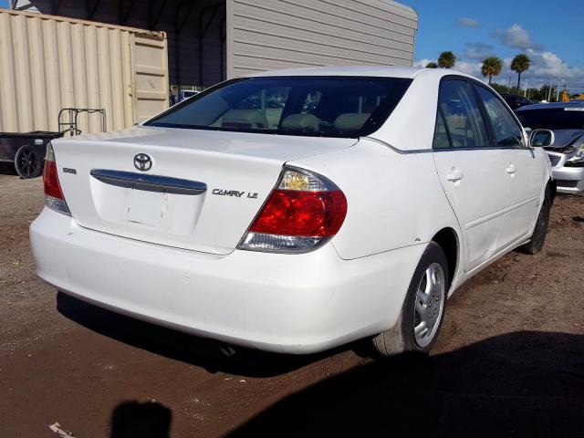 4T1BE32K45U535869 - 2005 TOYOTA CAMRY LE WHITE photo 4
