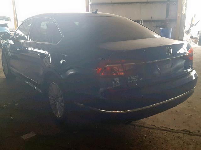 1VWBT7A34HC026075 - 2017 VOLKSWAGEN PASSAT SE BLUE photo 3