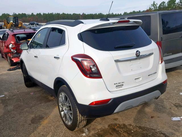 KL4CJ1SB0JB653653 - 2018 BUICK ENCORE SPO WHITE photo 3