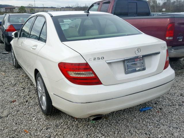 WDDGF4HB0DA753379 - 2013 MERCEDES-BENZ C 250 WHITE photo 3