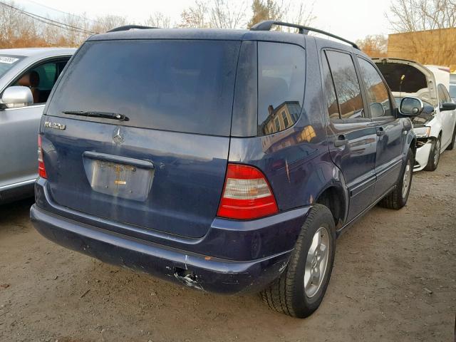 4JGAB54E4YA183275 - 2000 MERCEDES-BENZ ML 320 BLUE photo 4