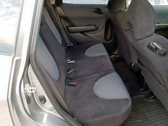 JHMGD38677S065082 - 2007 HONDA FIT S SILVER photo 6