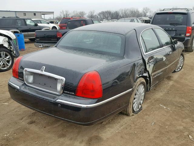 1LNHM81W65Y619697 - 2005 LINCOLN TOWN CAR S BLACK photo 4