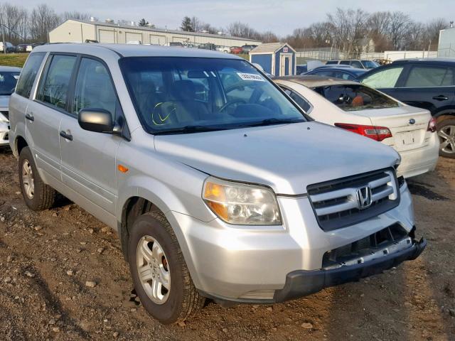 2HKYF18106H510963 - 2006 HONDA PILOT LX GRAY photo 1