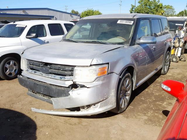 2FMEK63C19BB08613 - 2009 FORD FLEX LIMIT SILVER photo 2