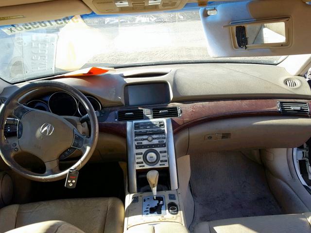 JH4KB16547C004071 - 2007 ACURA RL WHITE photo 9