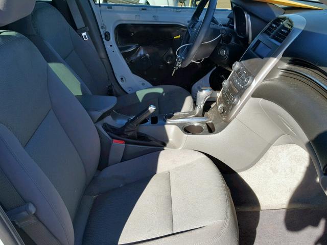 1G11B5SL7FF134957 - 2015 CHEVROLET MALIBU LS თეთრი ფოტო 5