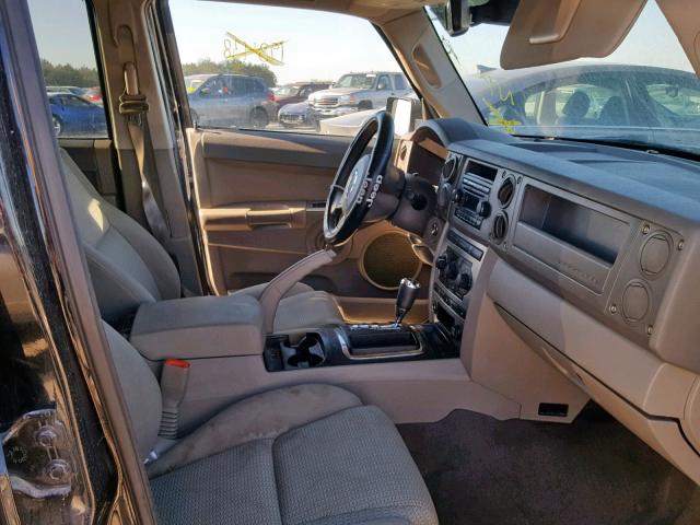 1J8HG48K56C156465 - 2006 JEEP COMMANDER BLACK photo 5