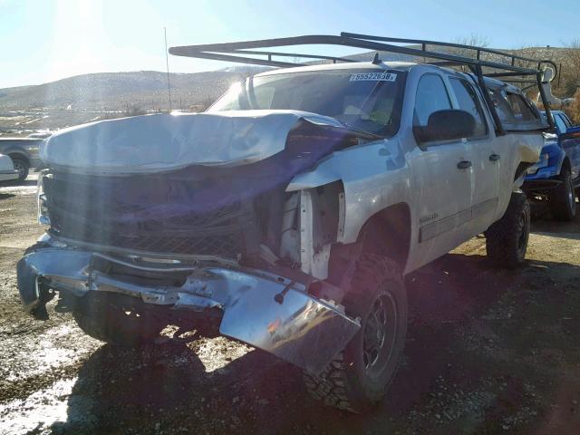 1GC1KXEG6DF233073 - 2013 CHEVROLET SILVERADO SILVER photo 2