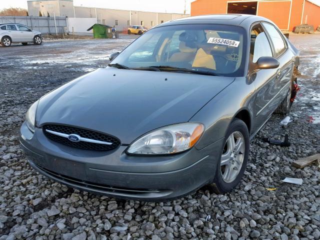 1FAFP56UX2G272925 - 2002 FORD TAURUS SEL GREEN photo 2