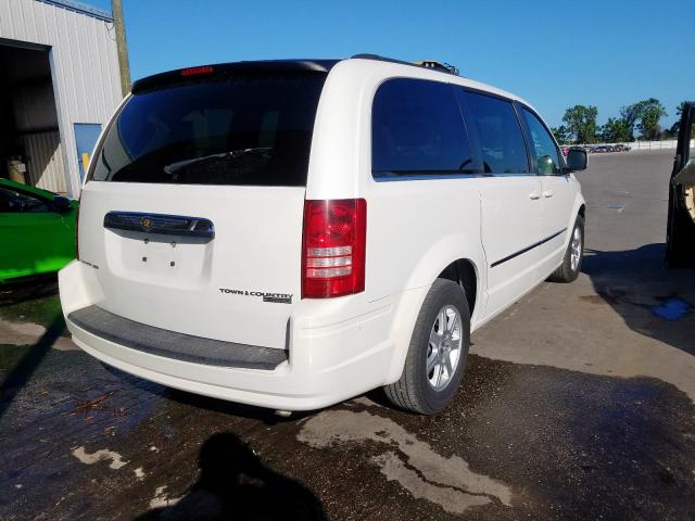 2A4RR5D17AR492265 - 2010 CHRYSLER TOWN & COU WHITE photo 4