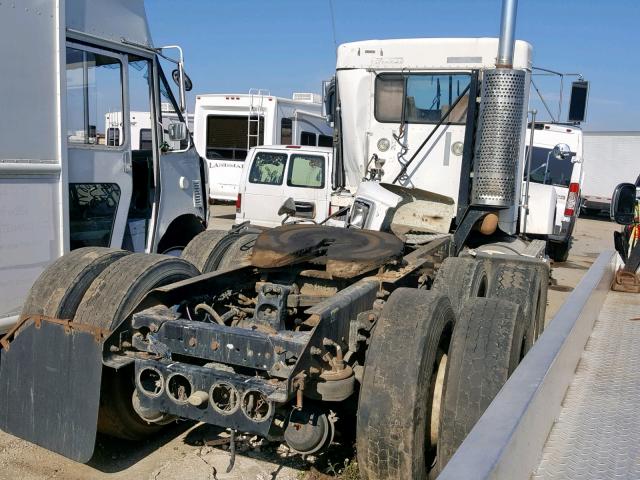 3WKDDU9X77F165845 - 2007 KENWORTH CONSTRUCTI WHITE photo 4