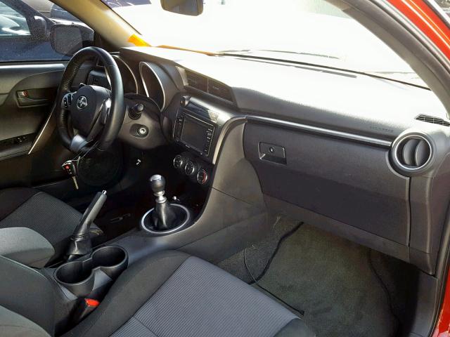 JTKJF5C74FJ009482 - 2015 TOYOTA SCION TC წითელი ფოტო 9