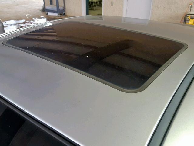 2G2WR524941192336 - 2004 PONTIAC GRAND PRIX SILVER photo 9