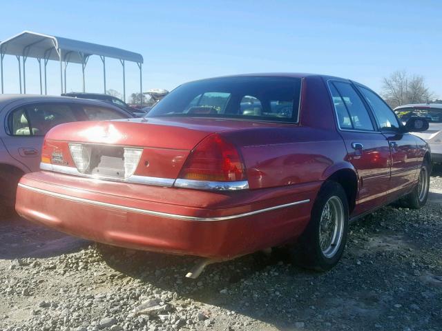 2FAFP74W3YX100626 - 2000 FORD CROWN VICT RED photo 4