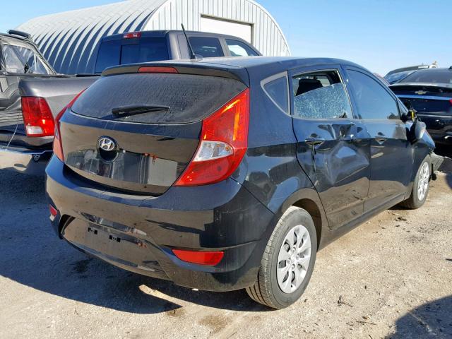 KMHCT5AE4GU272206 - 2016 HYUNDAI ACCENT SE BLACK photo 4