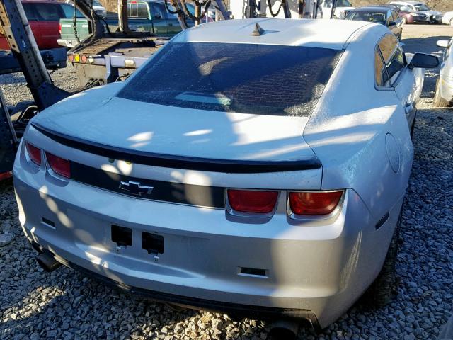 2G1FA1EV5A9174731 - 2010 CHEVROLET CAMARO LS SILVER photo 4