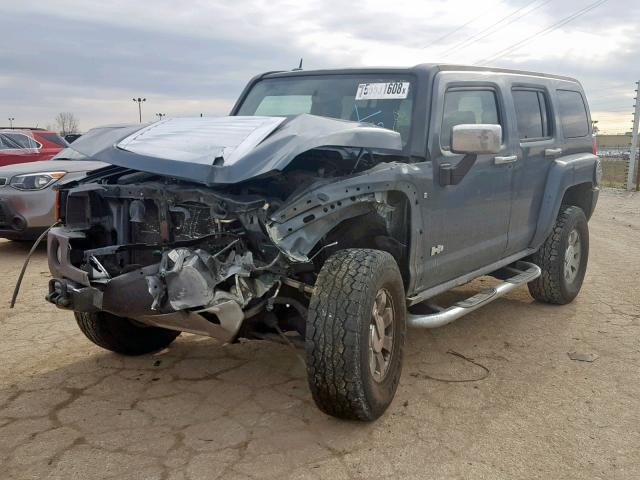 5GTDN13E278205758 - 2007 HUMMER H3 BLUE photo 2