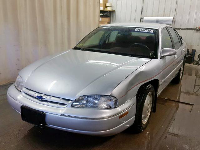 2G1WN52MXS1120168 - 1995 CHEVROLET LUMINA LS SILVER photo 2