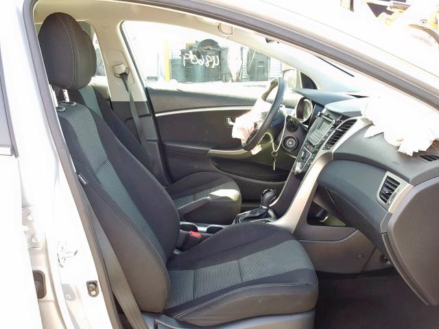 KMHD35LH5HU372408 - 2017 HYUNDAI ELANTRA GT SILVER photo 5