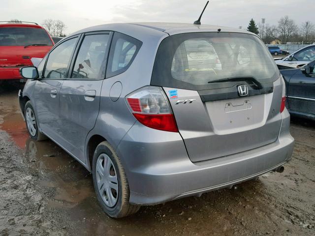 JHMGE88289S048785 - 2009 HONDA FIT GRAY photo 3